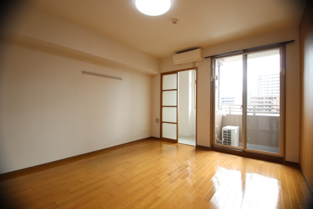 居室・リビング　※別室の参考写真の為、現況優先です。