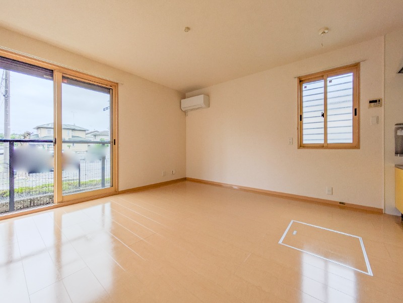 居室・リビング　図面と現状に相違がある場合には現状を優先