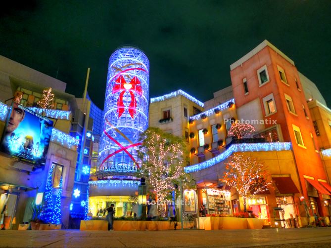 ショッピングセンター　LA CITTADELLA(ラ チッタデッラ)（ショッピングセンター）まで938m