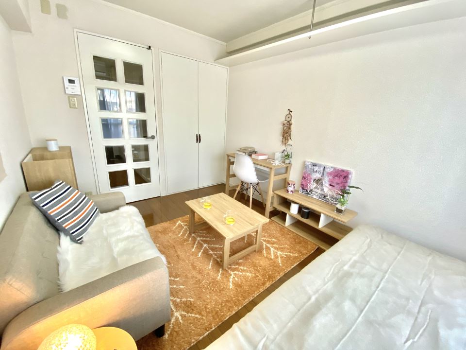 その他部屋・スペース　吊棚収納があります