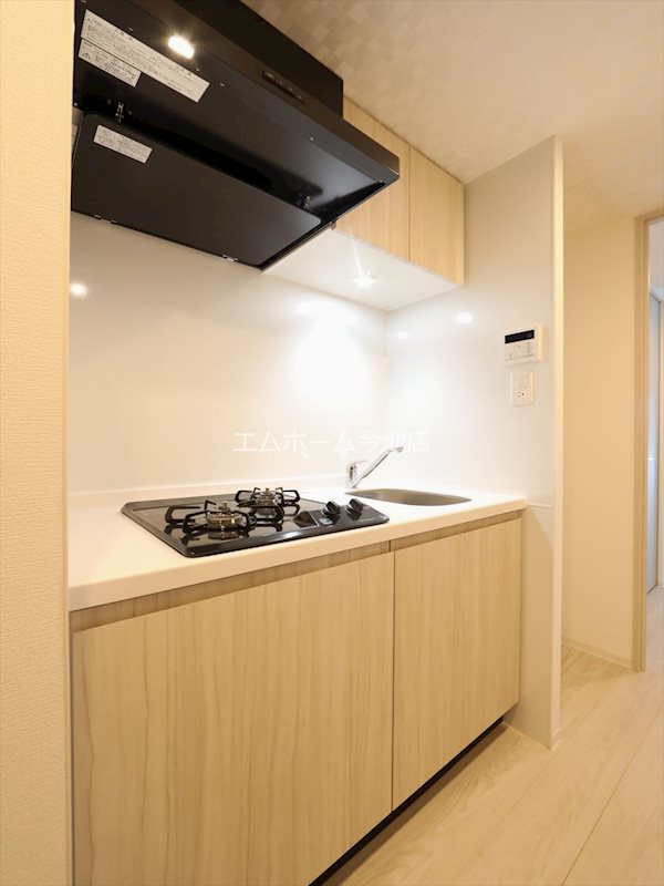 キッチン　システムキッチン（ガス2口コンロ付）