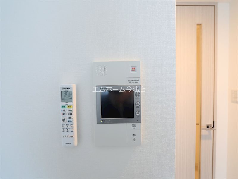 セキュリティ　TVモニター付インターホン