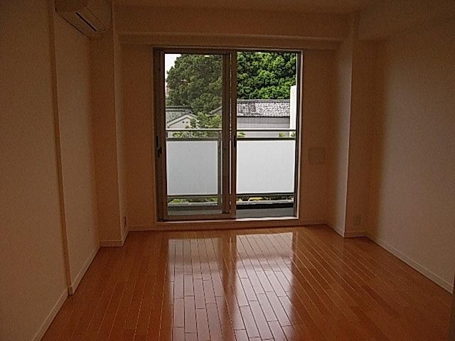 その他部屋・スペース　フローリング仕上の洋室