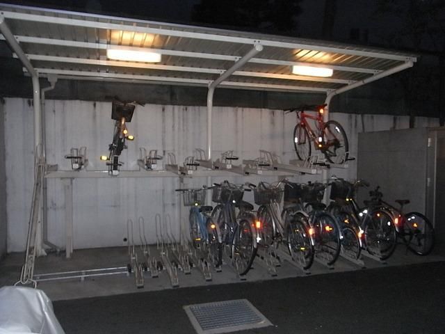 その他共有部分　敷地内の屋根付き駐輪場