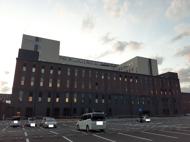 病院　国際医療福祉大学成田病院（病院）まで750m