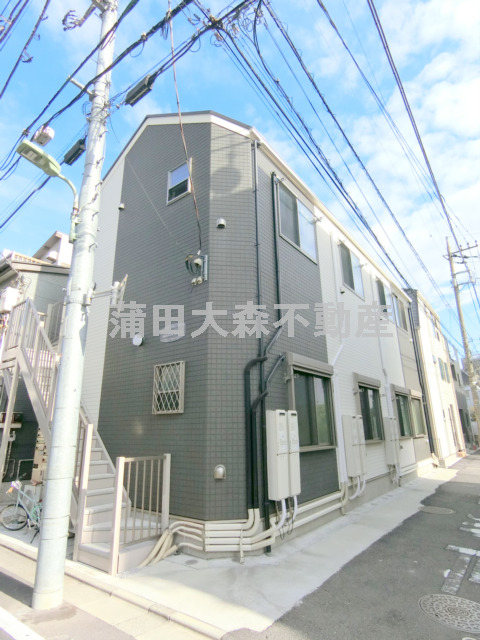 建物外観　2020年4月築　木造地上2階建て総戸数8戸 東京都大田区南