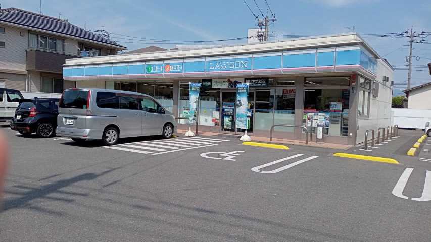 コンビニ　ローソン高木３丁目店（コンビニ）まで780m