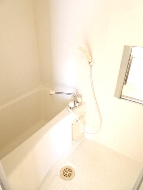 バス・シャワールーム　バス・トイレ別の間取りです