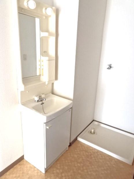 洗面設備　洗面化粧台