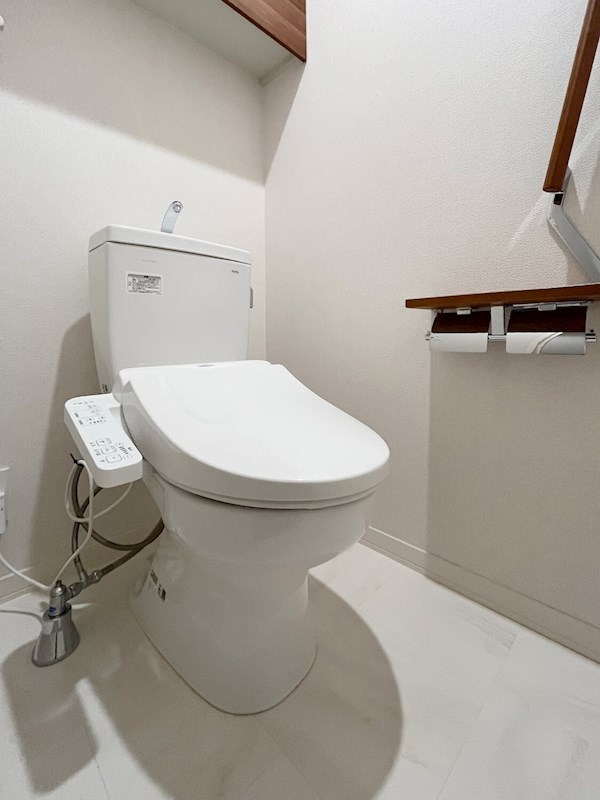 トイレ　ウォシュレット付き☆