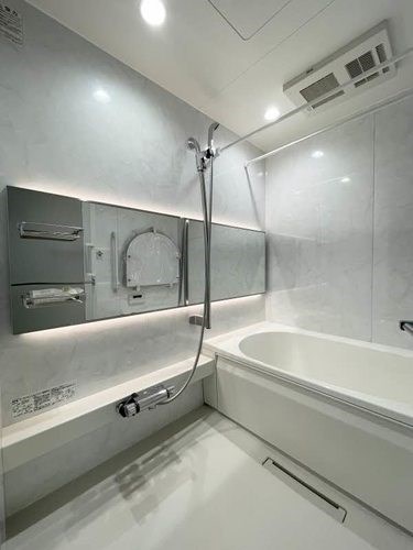 バス・シャワールーム　清潔感のあるバスルーム☆