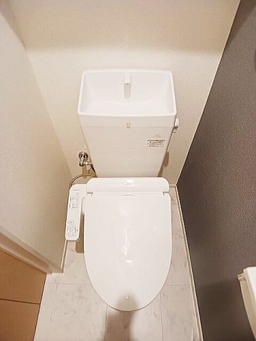 トイレ　落ち着いたトイレです