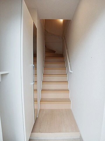 玄関　明るい玄関です