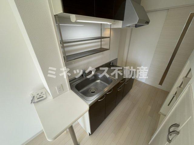 キッチン　同タイプのお部屋の写真、現況を優先します。