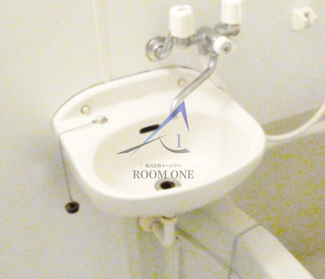 洗面設備　洗面台です。