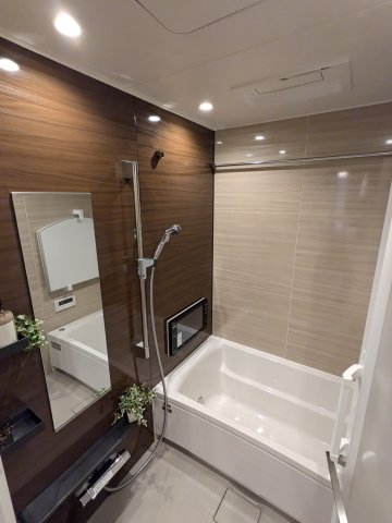 バス・シャワールーム