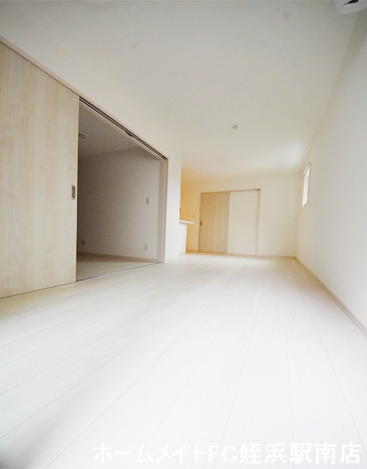 居室・リビング　★駅近の築浅がが空きます！★