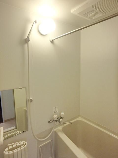 バス・シャワールーム　★お問い合わせはタウンハウジングまで★