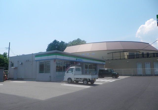 コンビニ　ファミリーマート御殿場新橋南店（コンビニ）まで290m