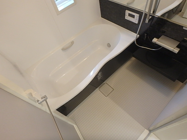 バス・シャワールーム　ゆったりくつろげますね