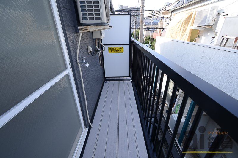 バルコニー　※別号室写真です