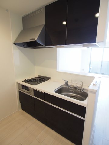 キッチン　※別部屋参考写真