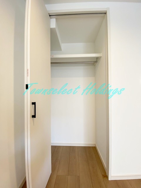 収納　ハンガーラック付きで楽々収納♪