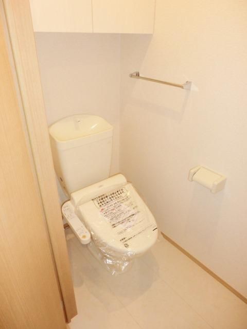 トイレ　※別号室参考写真です