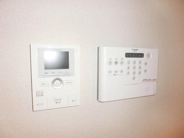 セキュリティ　※別号室参考写真です