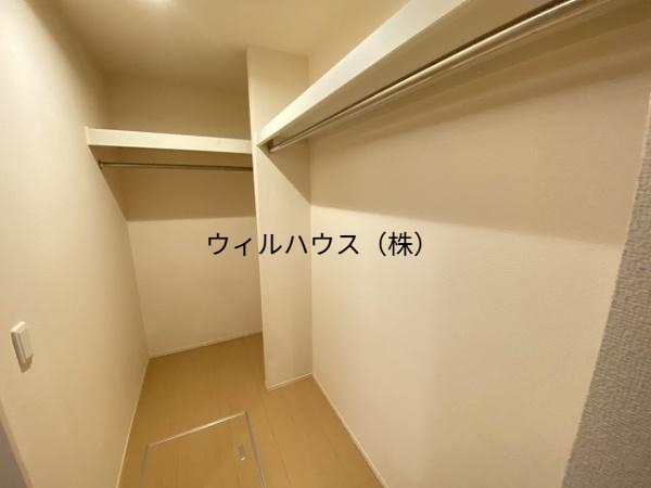 収納　ウォークインクローゼット！