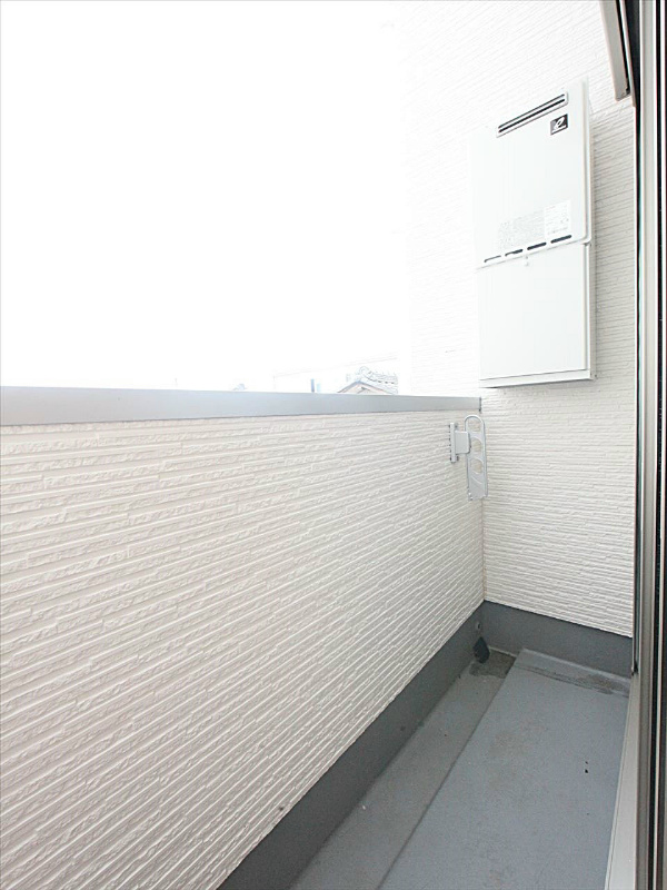 バルコニー　バルコニー　シャッター雨戸付