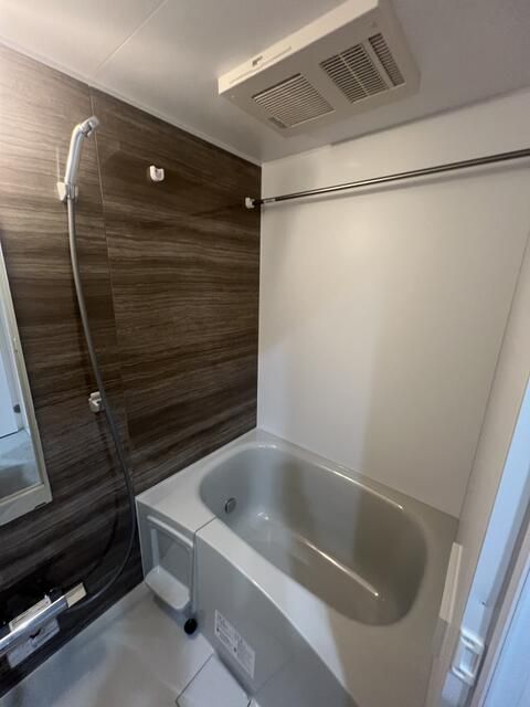 バス・シャワールーム　お風呂です