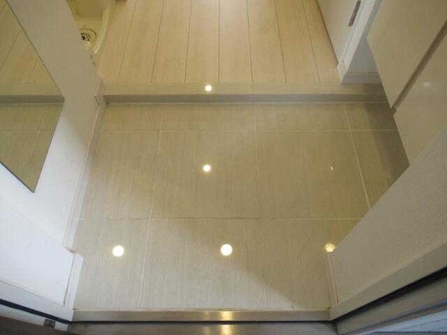 玄関　参考写真