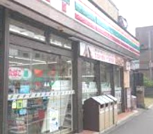 コンビニ　セブン-イレブン 平安町店（コンビニ）まで447m