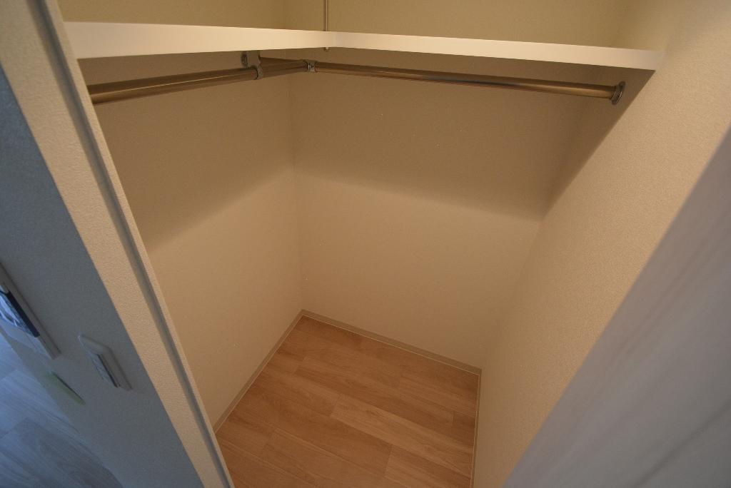 収納　クローゼット