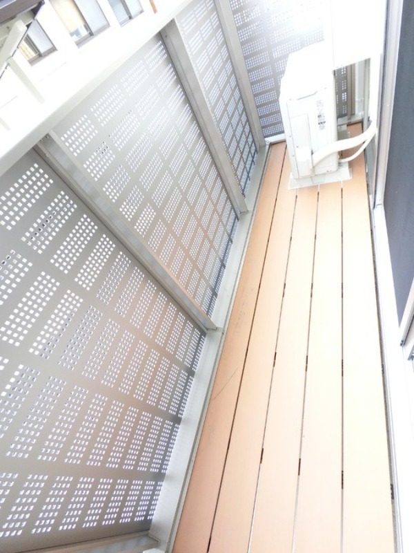 バルコニー　図面と現状に相違がある場合には現状を優先