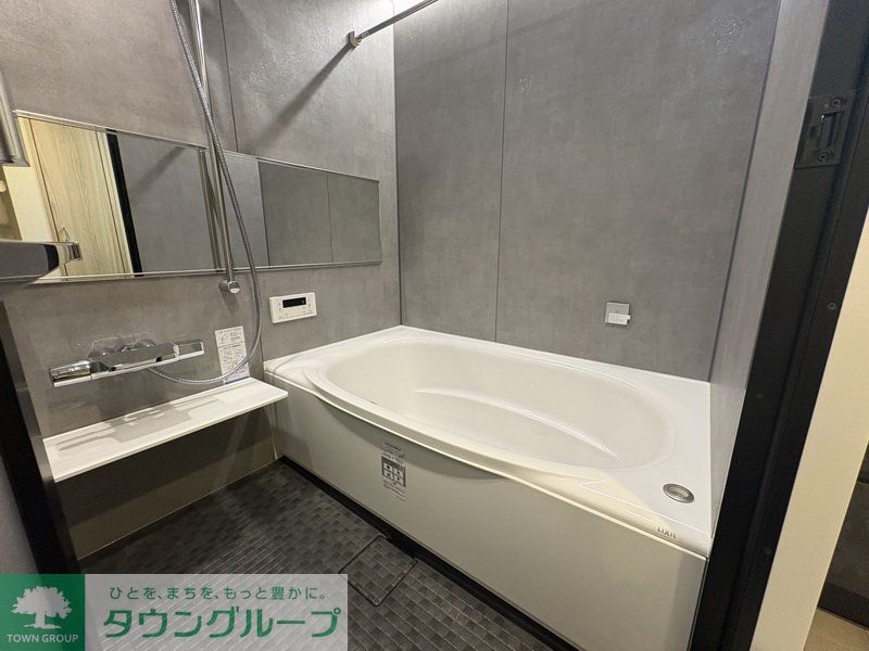 バス・シャワールーム　バス