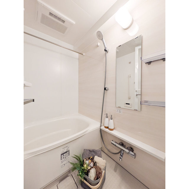 バス・シャワールーム　※家具・家電の備え付けはありません