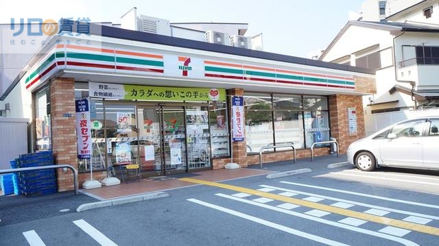 コンビニ　セブンイレブン宝塚売布東の町店（コンビニ）まで773m