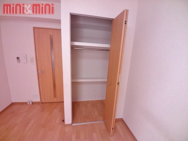 収納　奥行があり、たくさん収納できそうですね