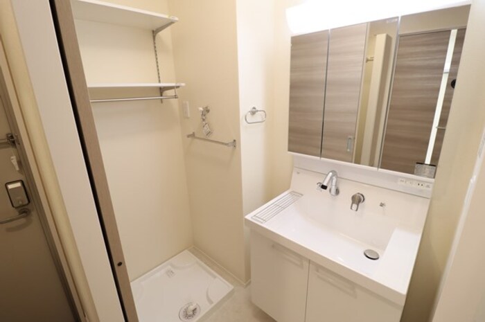 洗面設備　忙しい朝には欠かせない洗面所です