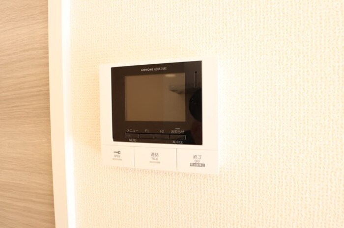 セキュリティ　モニターインターホンです