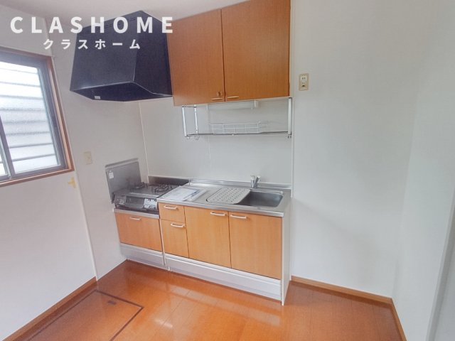 キッチン　同物件の別部屋になります。