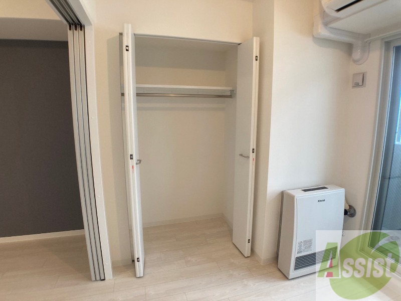 収納　寝室のクローゼットにたくさん収納出来ますね！