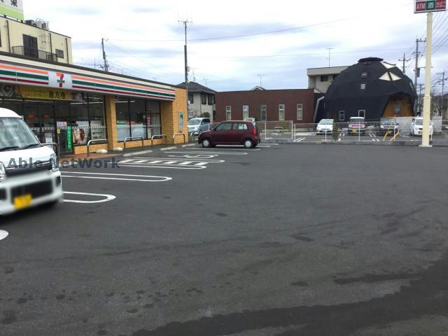 コンビニ　セブンイレブン加須花崎北店（コンビニ）まで581m