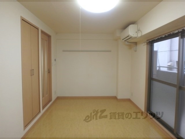 居室・リビング　洋室