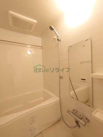 バス・シャワールーム　別部屋の参考写真となります