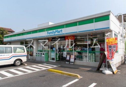 コンビニ　ファミリーマートタケウチ矢口店（コンビニ）まで310m