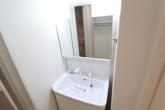 洗面設備　シャンプードレッサー