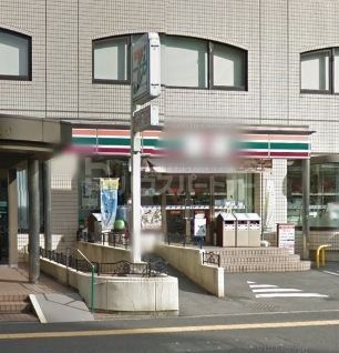 コンビニ　セブンイレブン千葉港駅前（コンビニ）まで140m